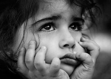 رمزيات اطفال حزينه بدون حقوق Sad Child DP Images صور رمزيات حالات خلفيات عرض واتس اب انستقرام فيس بوك - رمزياتي